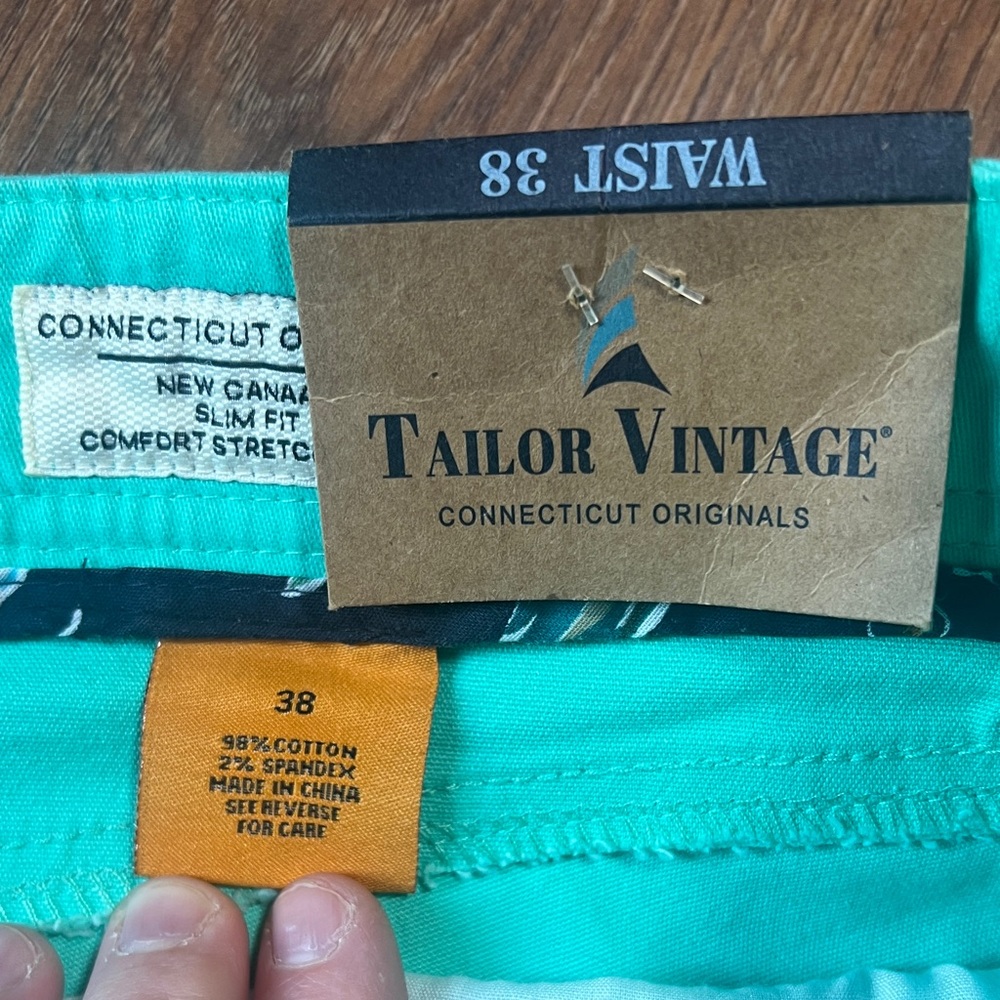 NWT - Men's Tailor Vintage - Green Khaki Shorts - 38 - Picture 3 of 12